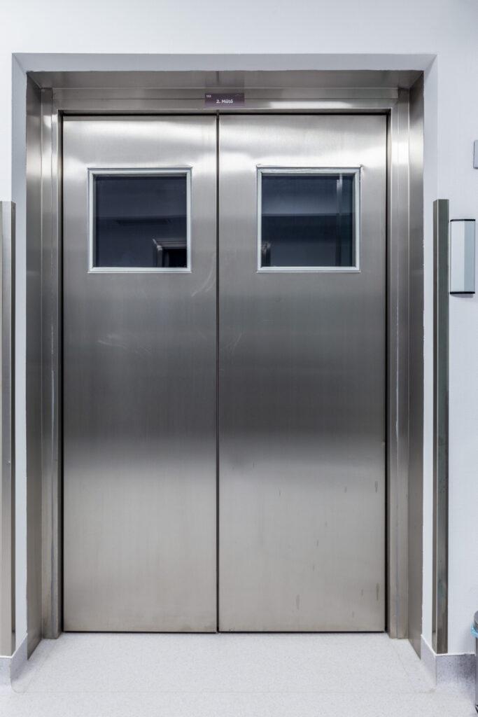 ketszarnyu inox automata korhazi nyilo 2 1