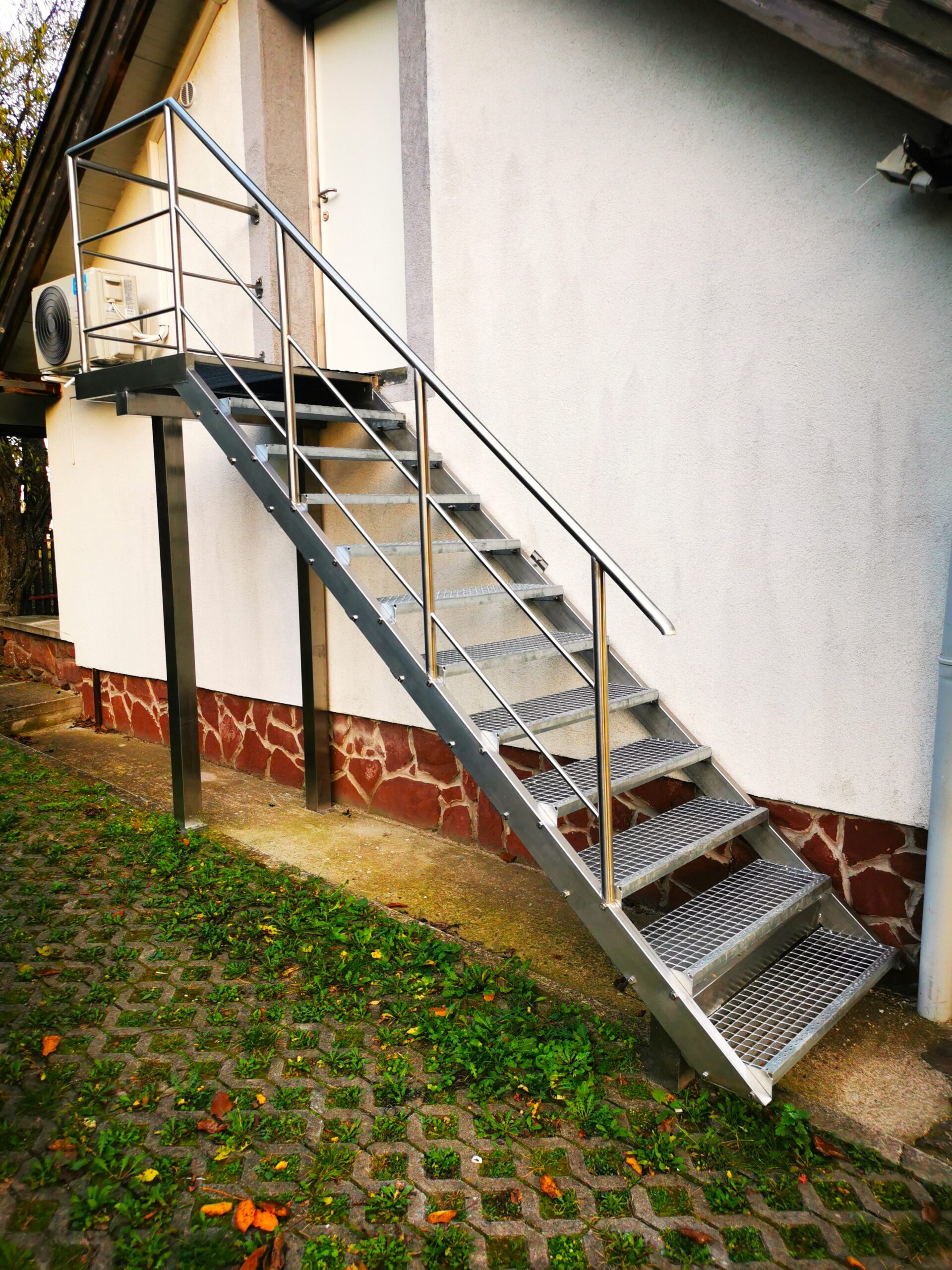 THERMOKOR® inox egykarú lépcső